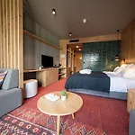 Nomad Hotel 4*