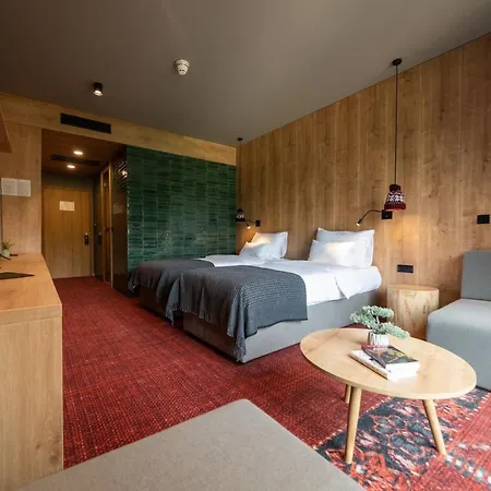 Nomad Hotel