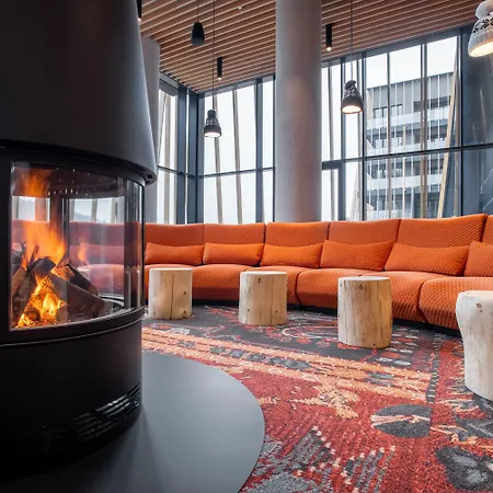 Hotel Nomad